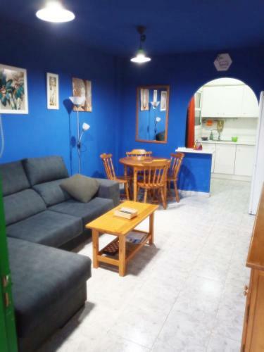 Chalet En Urbanizaci�n Privada Con Piscina