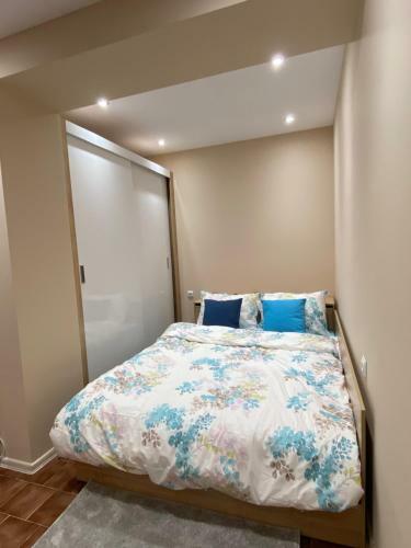 Sunny House