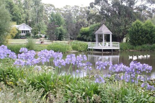Greywoods: The Hamptons Of Daylesford