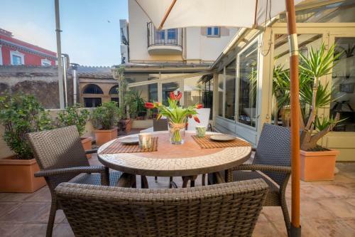 Can Felip Apartments