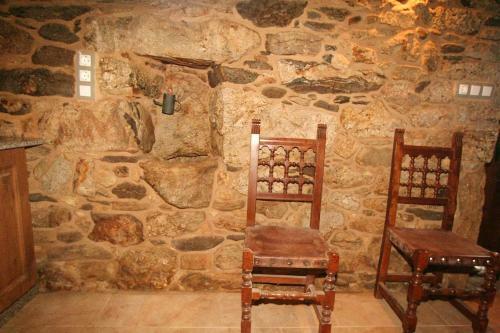 2 Bedrooms House With Wifi At Paradela