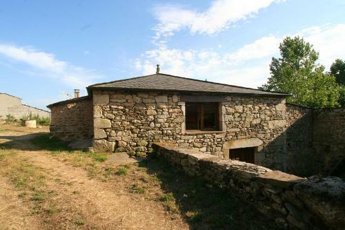 2 Bedrooms House With Wifi At Paradela