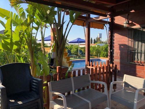 Chalet Con Piscina El Oasis Del Palomar