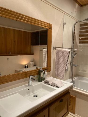 Villa Pirin Golf And Spa Luxury Chalet