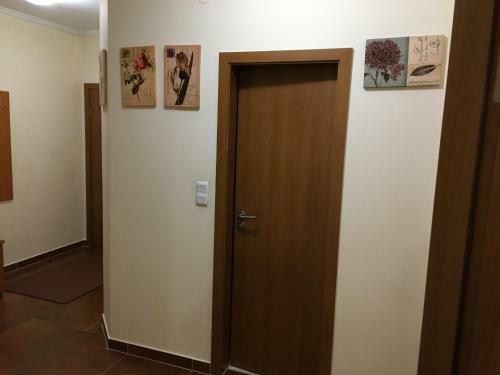 2 Bedroom Apartment Near Gondola