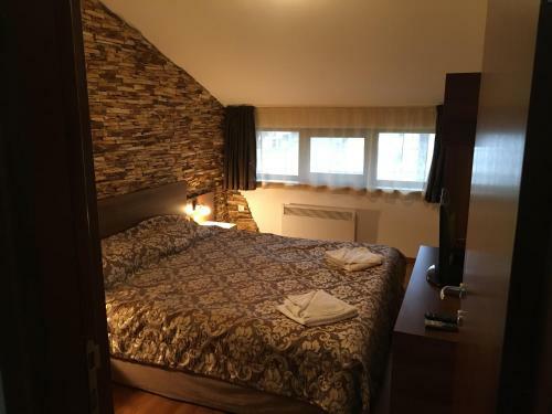 1 Bedroom Apartment Near Gondola