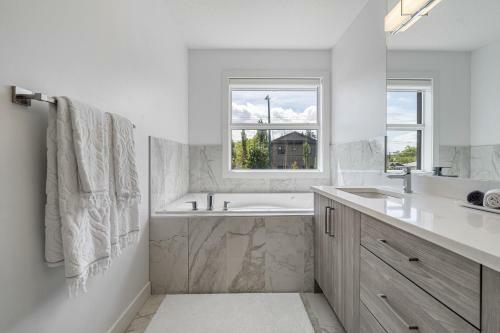 Luxury Spacious Private House Near City Centre
