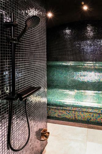 Hotel Cota1110