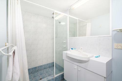 Apartamento 98 Steps To The Beach - Unit 9 At Cape View Resort