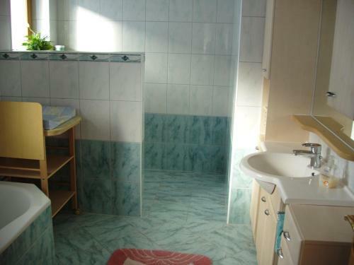 Apartamento Ferienwohnung Wohlfartst�tter