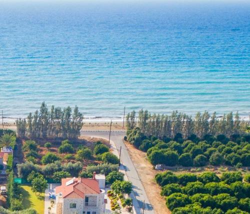 Rafaella Beach Villa- Pvt Pool-near Sea/beach