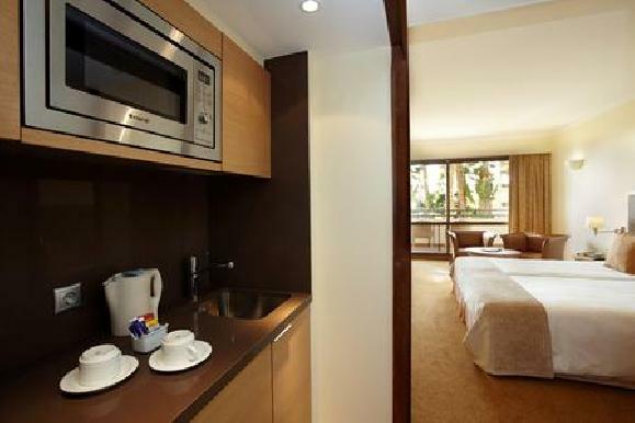 Suite Hotel Eden Mar