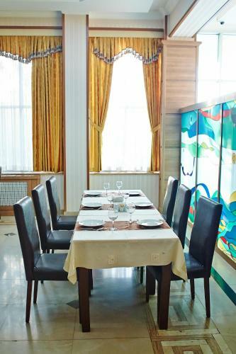 Grand Nakhchivan Hotel