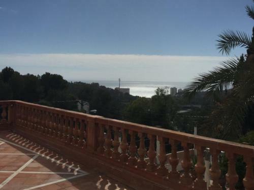 Luxury Villa For 16 People With Seaview, Pool And Bbq