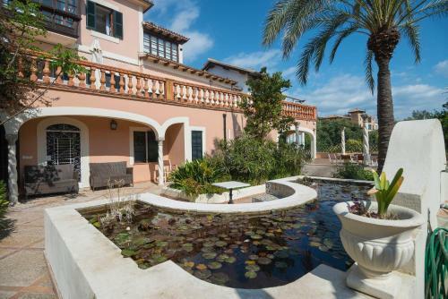Luxury Villa For 16 People With Seaview, Pool And Bbq