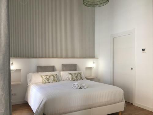 Cream Homes Santa Catalina Etv