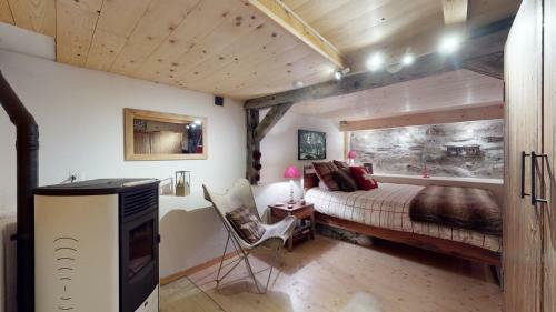 Authentic Chalet Full Of Charm, 5min. From Anz�re
