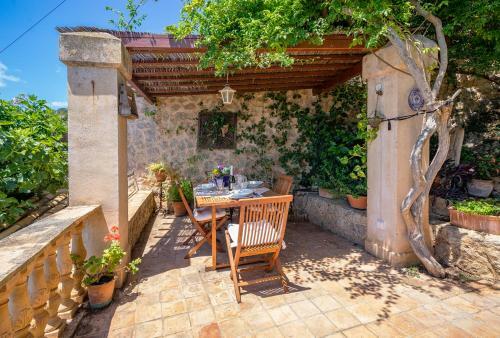 Rustictraditional House Between The Sea And Palma