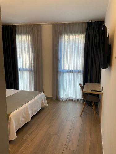 Hotel Mestral Perell�
