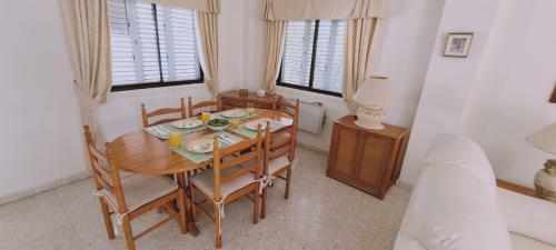 Swallow's Nest 3br Villa