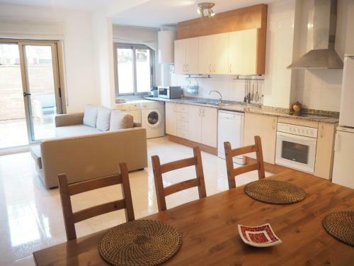 Apartamento Con Fant�stica Terraza. 5min Playa