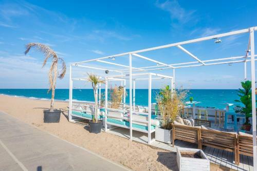 Apartamento Homeholidaysrentals Pineda II