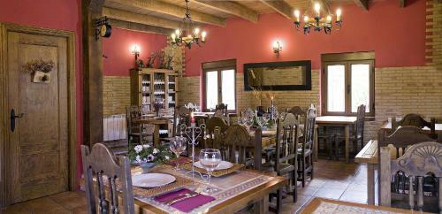 C R Altobierzo, 9 H Y 9 Ba�os