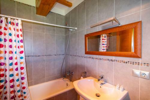 �nueva! Encantadora Casa R�stica, C�moda Y Amplia.