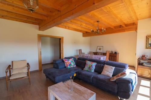 �nueva! Encantadora Casa R�stica, C�moda Y Amplia.