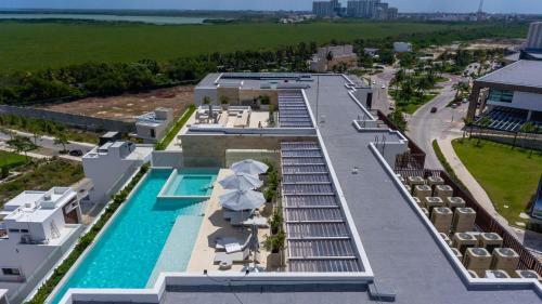 Apartamento Ocean View Condo-beach, Rooftop Pool & Jacuzzi!