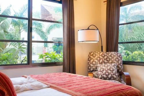 �lamos Inn Hotel Con Jacuzzi Y Piscina