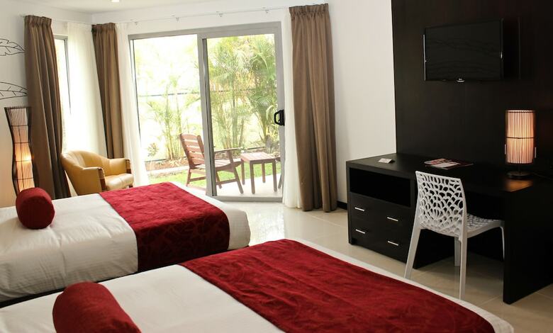 Tanoa Waterfront Hotel