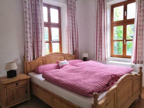 Apartamento Ferienappartment Zum Gr�nen Hirsch