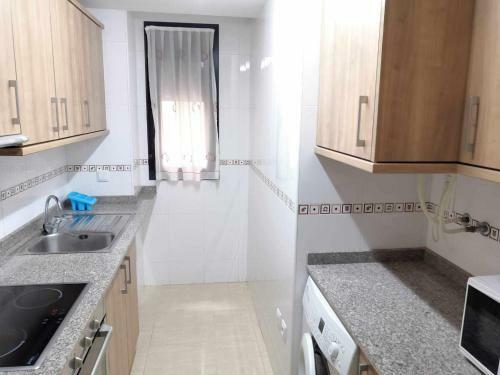 A H Rentals Col�n Apartamento C�ntrico Con Parking