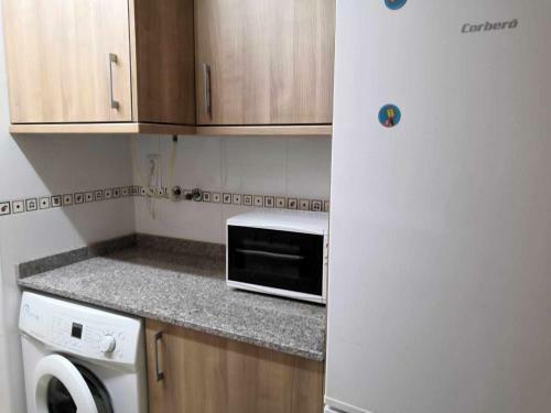 A H Rentals Col�n Apartamento C�ntrico Con Parking