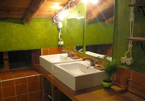 Agroturismo Casa Rural Sobre F�bulas
