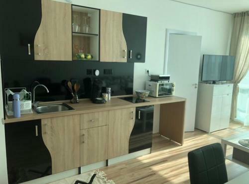 Apartamento Sch�ne 2 Zimmer Wohnung, 2 Min. Vom Strand Entfern