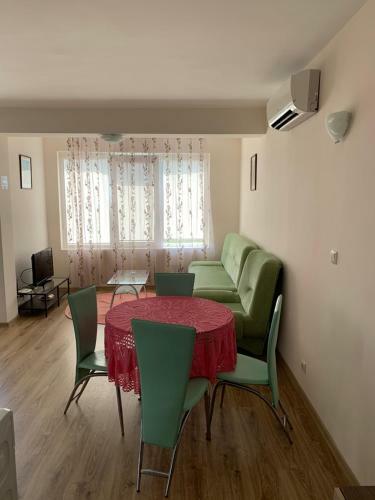 Apartamento ???????? Pines Beach Resort