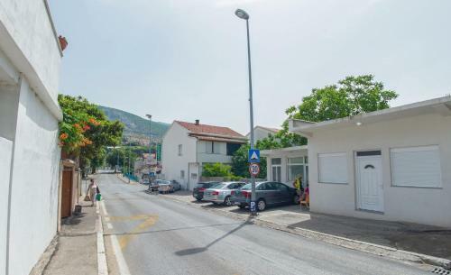Cozy Apartment In Old Town - With Parking