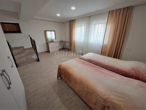 Apartamento ???????? ????? - ? 4 ????????? ? ??????????