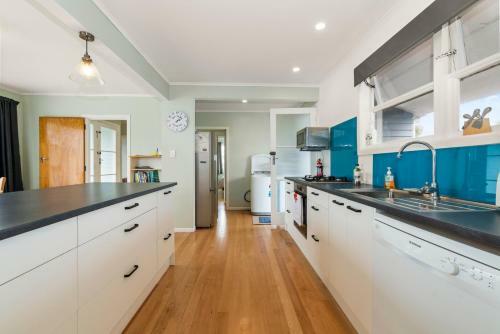 Fenton Retreat - Rotorua Holiday Home
