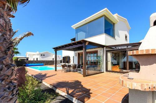 Hipoclub Villas,"tabaro"villa