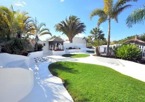 Villa Chao Private Heated Pool, Garden, Wifi, A/c