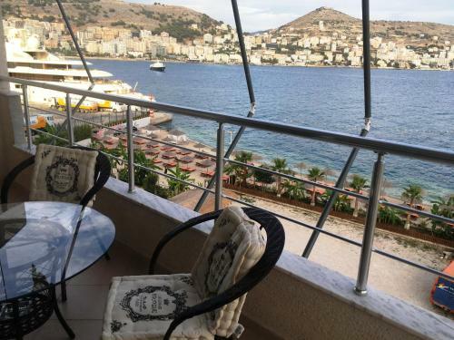 Royal Queen And King Luxury Apartment