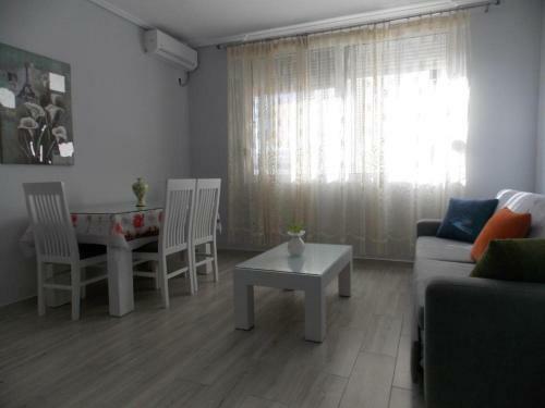 Coastline Apartments