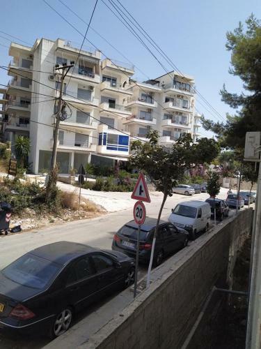 Modern Apartment Located Right Next To The Sea