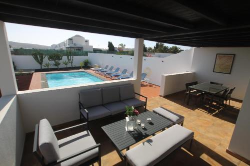 Villa Con Piscina Climatizada El Cobre 22