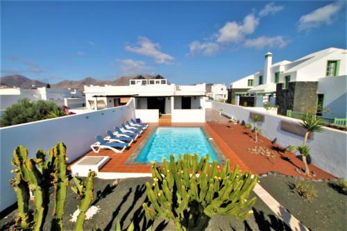 Villa Con Piscina Climatizada El Cobre 22