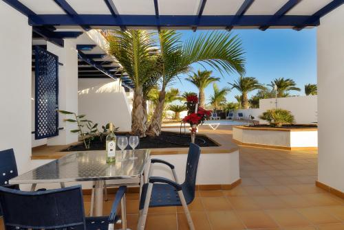 Immaculate 2-bed Apartment No 3 In Playa Blanca