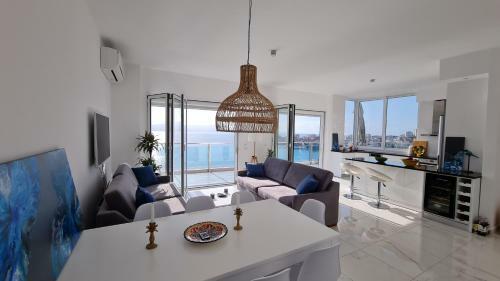 Apartamento Rocknest Sea View Penthouse